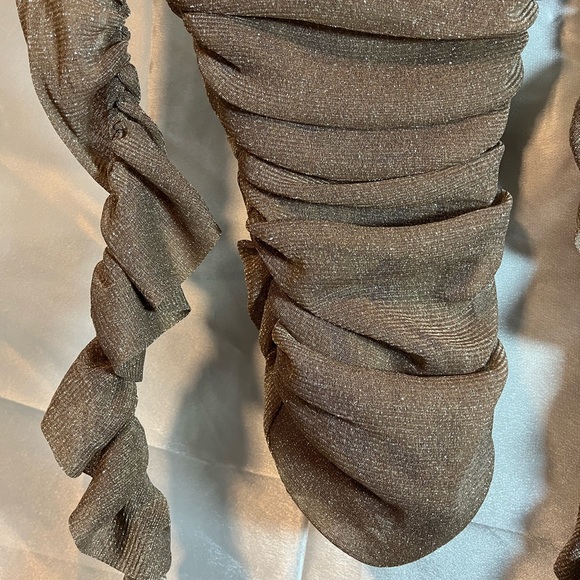 The PERFECT festive party top - Picture 5 of 7